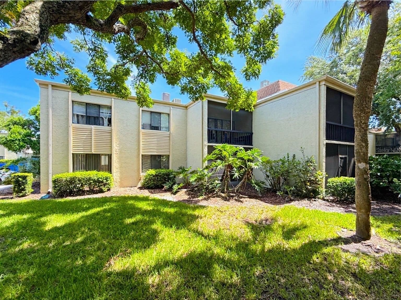 3284 SEMORAN Boulevard #11, Orlando, FL 32822 2