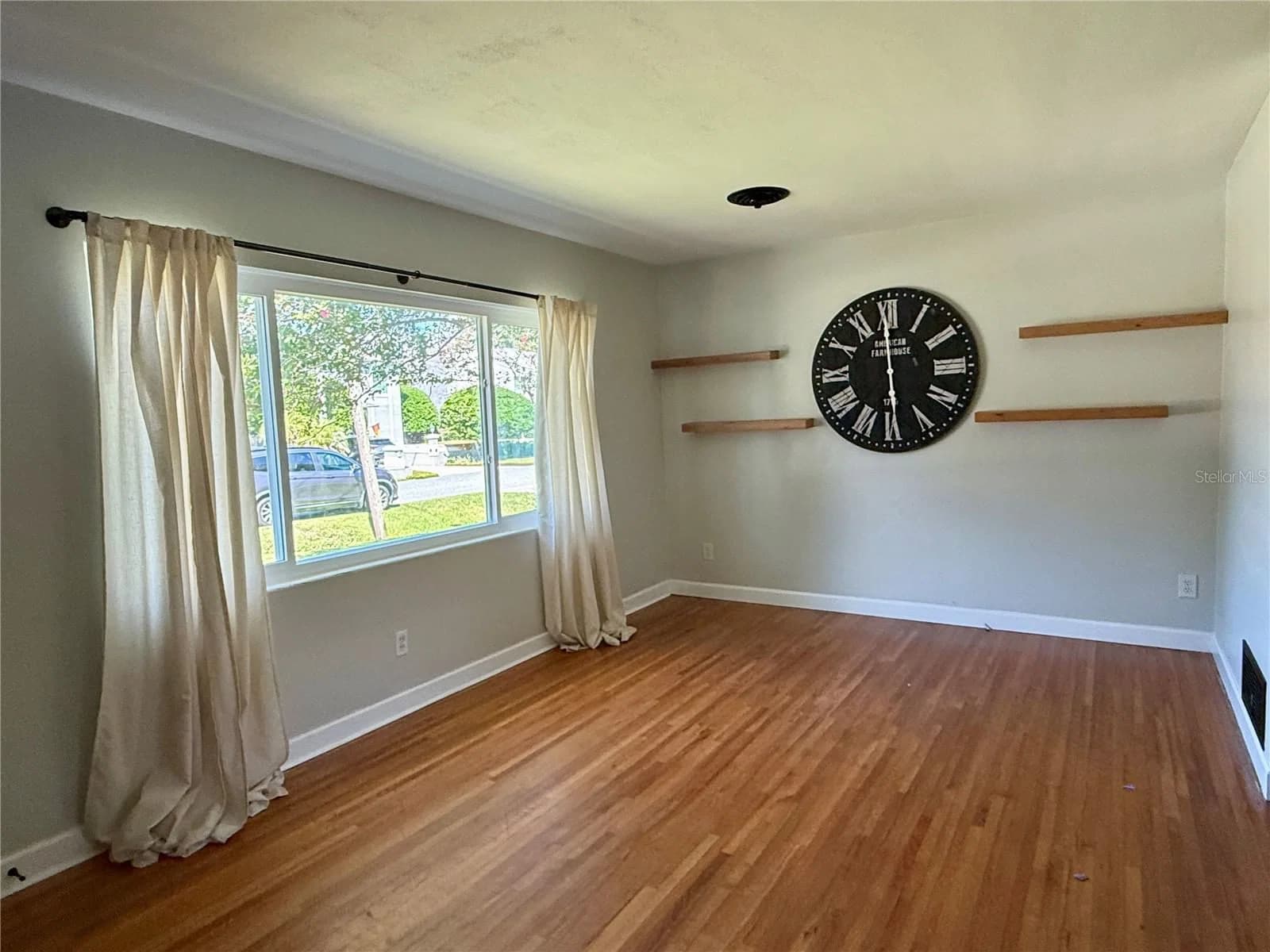 4131 GRANT Boulevard, Orlando, FL 32804 2