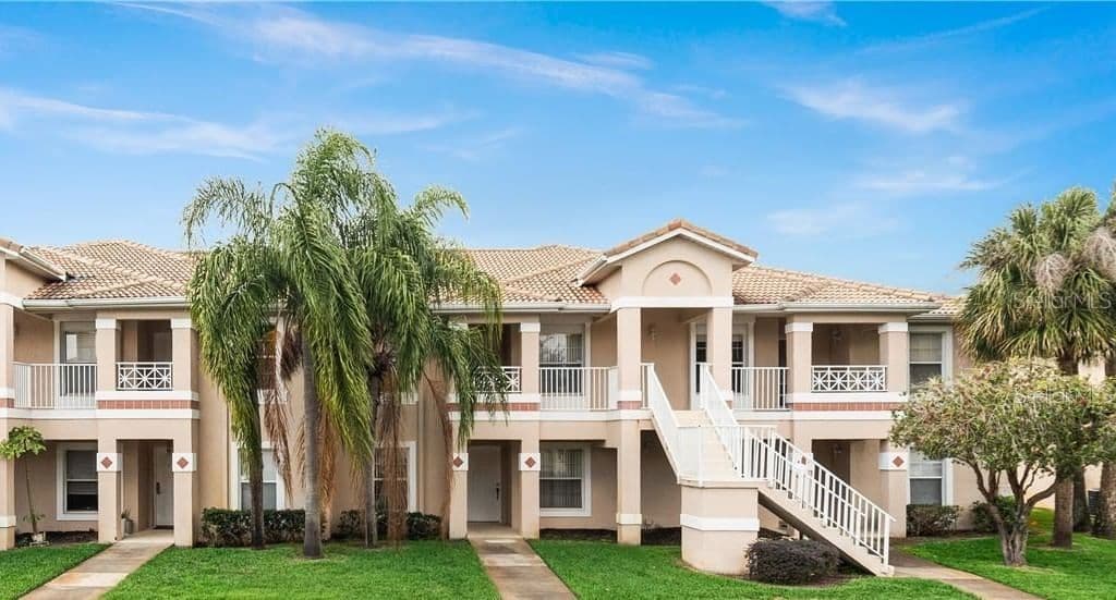 13348 FAIRWAY GLEN Drive #203, Orlando, FL 32824
