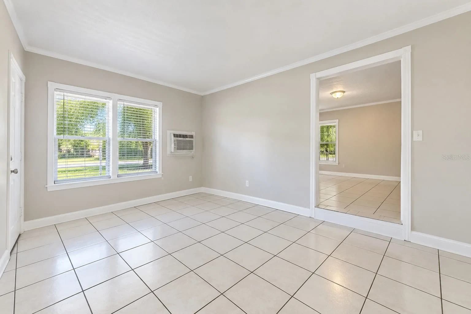 1624 GRAND Street, Orlando, FL 32805 3