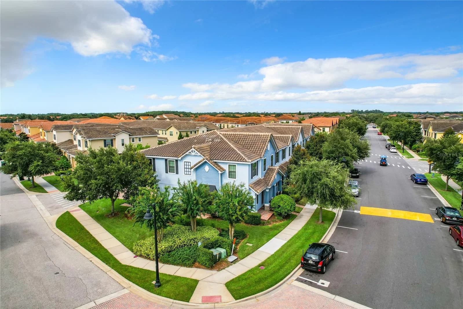 10059 EAGLE CREEK CENTER Boulevard 4