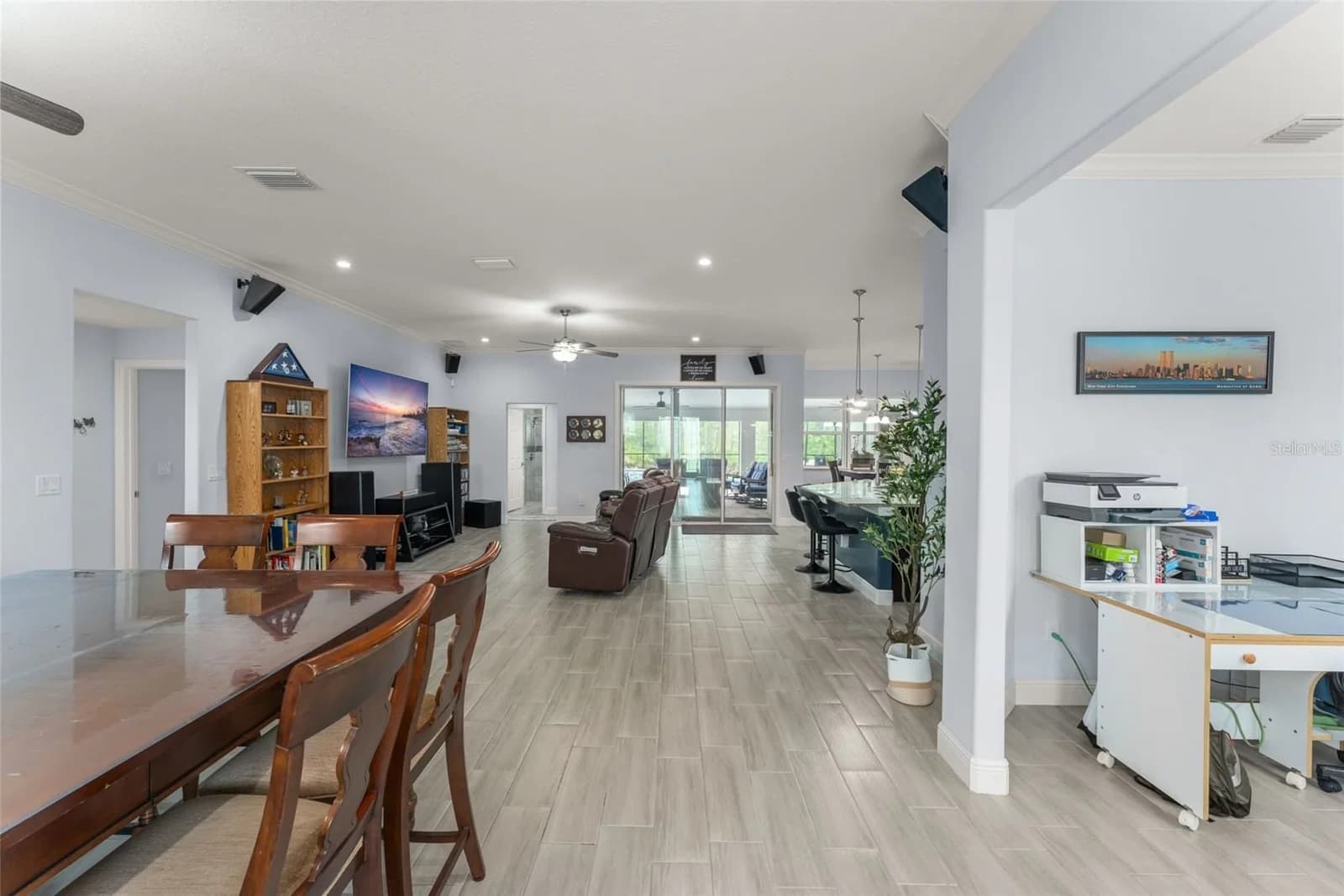 18826 REYNOLDS Parkway, Orlando, FL 32833 3