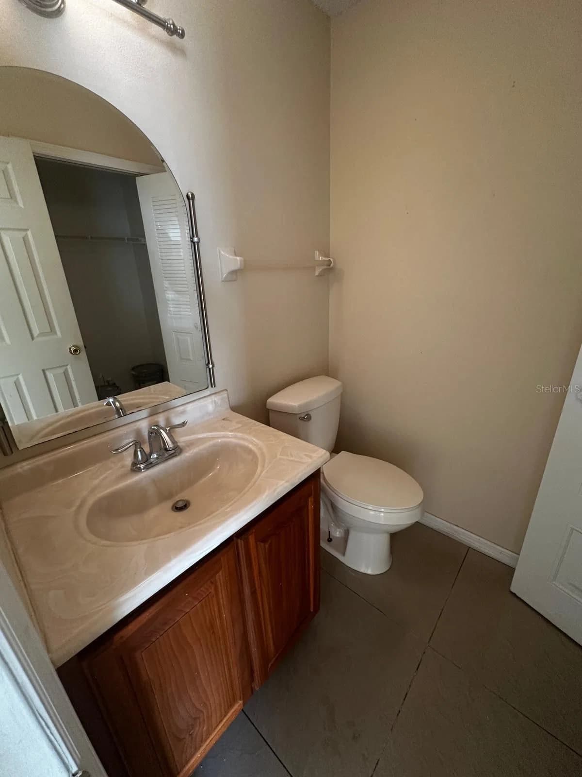 1608 LONG RIDGE Court #274, Orlando, FL 32807 3