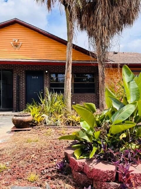 5454 DECATUR Street, Orlando, FL 32807