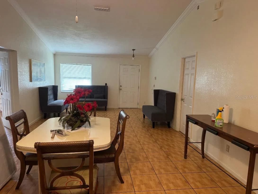 6439 UNDINE Way, Orlando, FL 32818 3