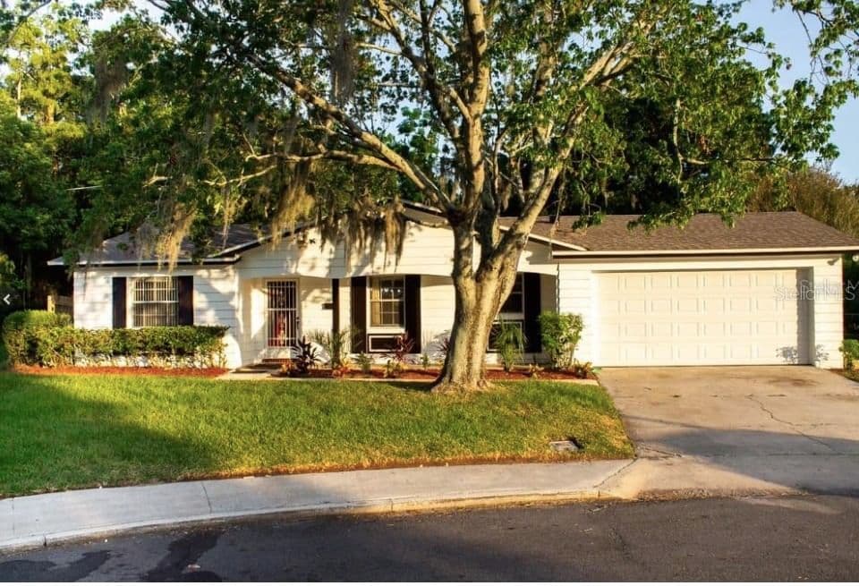 2734 FIRESIDE Court, Orlando, FL 32839
