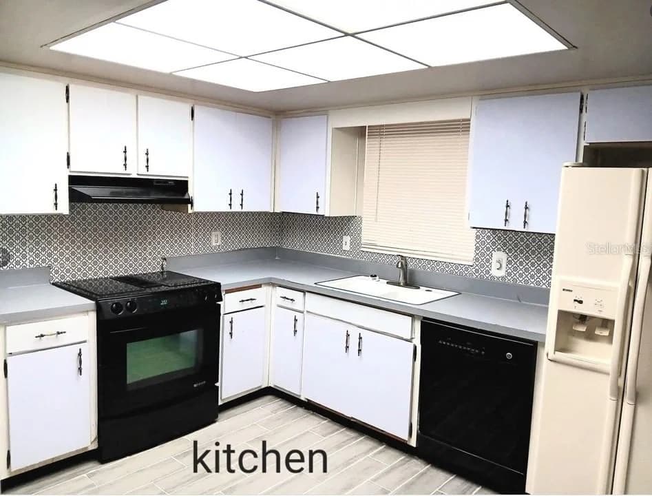 2734 FIRESIDE Court 4