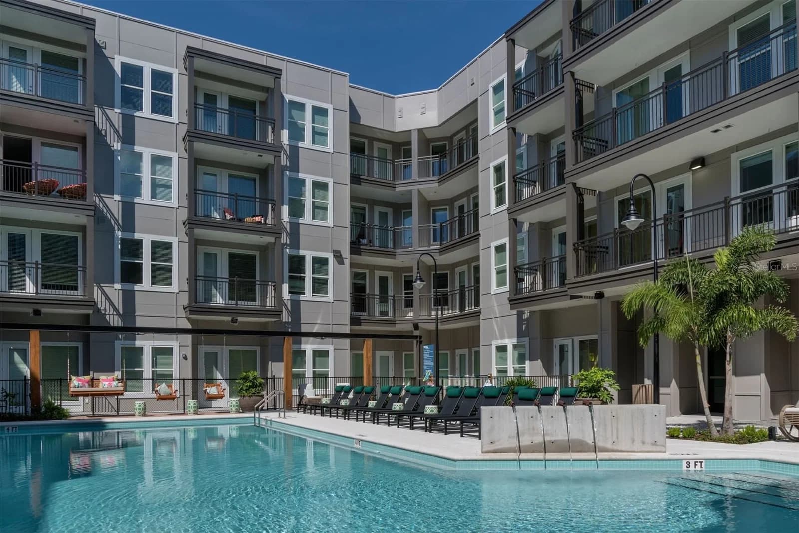820-1 MAIN Lane, Orlando, FL 32801 3