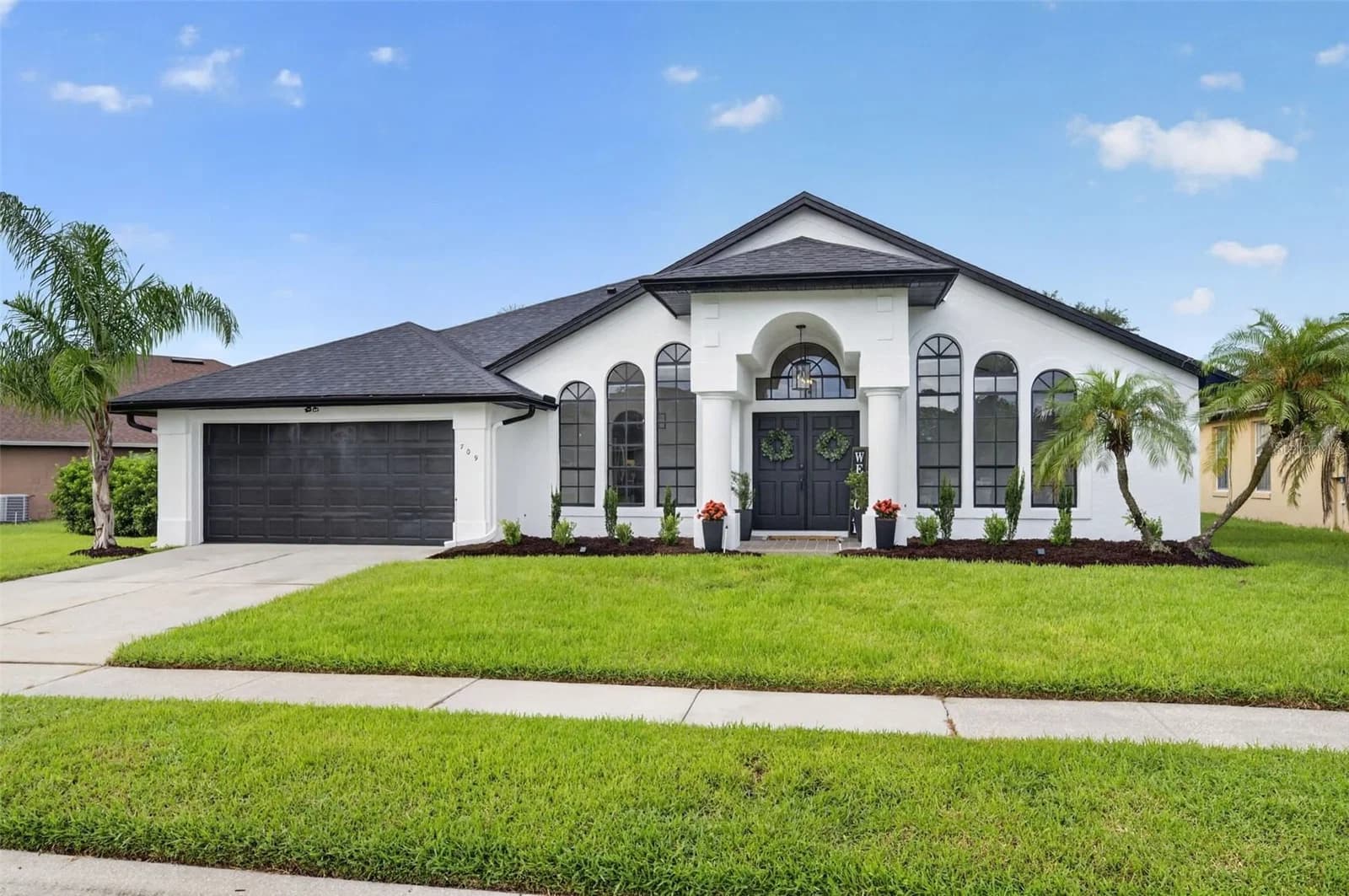 709 HALLOWELL Circle, Orlando, FL 32828