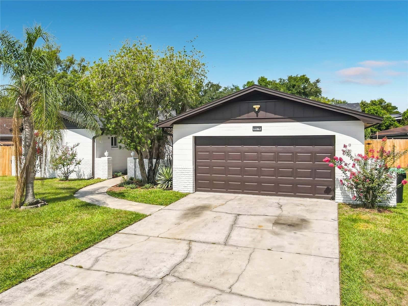 8676 HILLSIDE Drive, Orlando, FL 32810 2