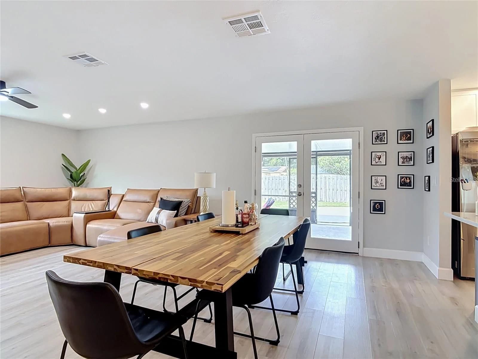 8676 HILLSIDE Drive 5