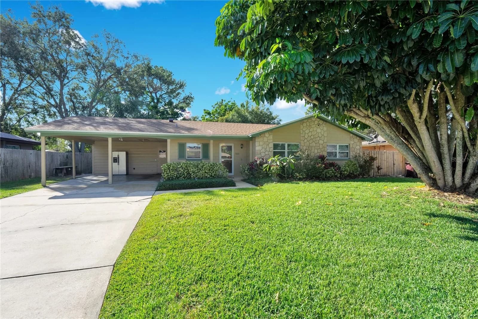 5220 FORZLEY Street, Orlando, FL 32812 2