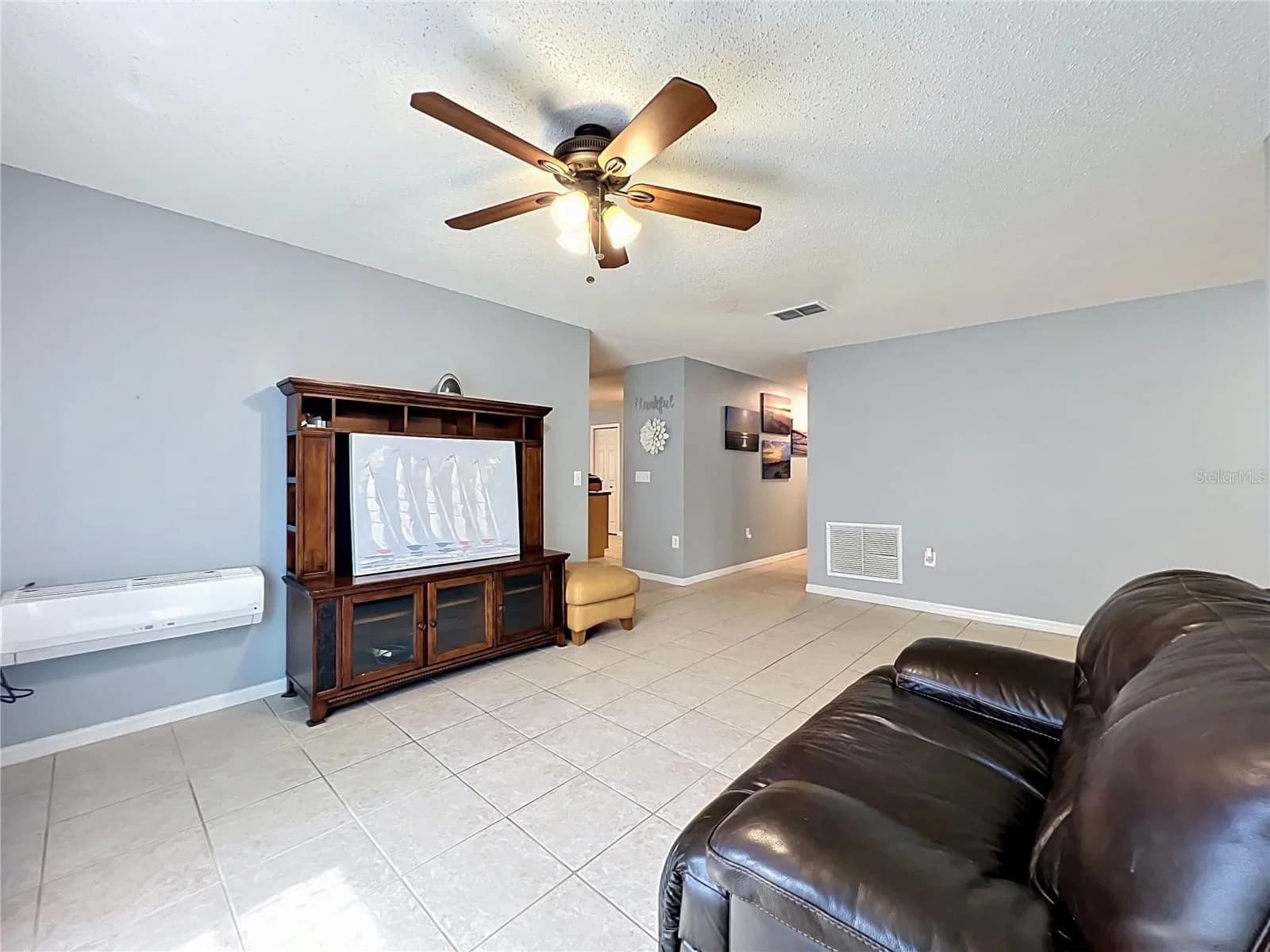 8307 LAINIE Lane 4