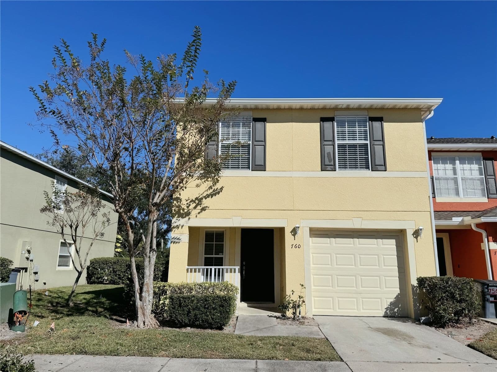 760 CRESTING OAK Circle, Orlando, FL 32824