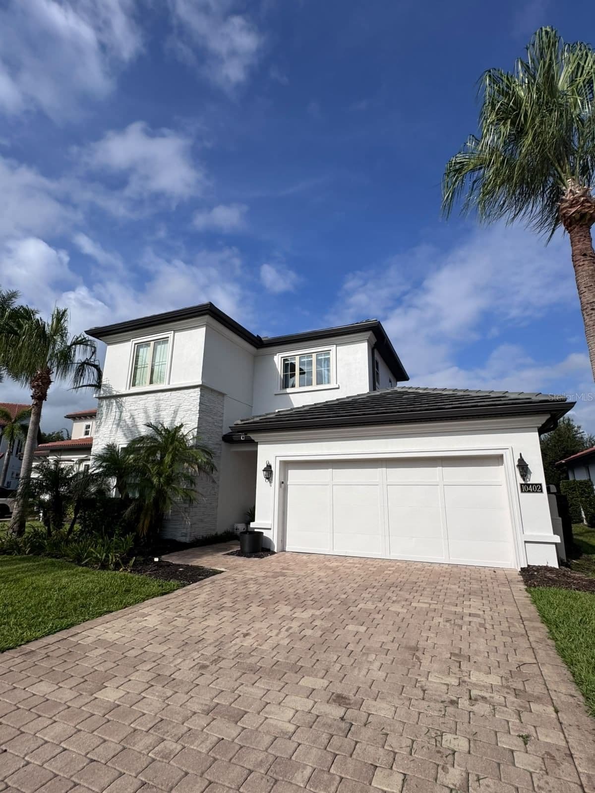 10402 ANGEL OAK Court, Orlando, FL 32836 2
