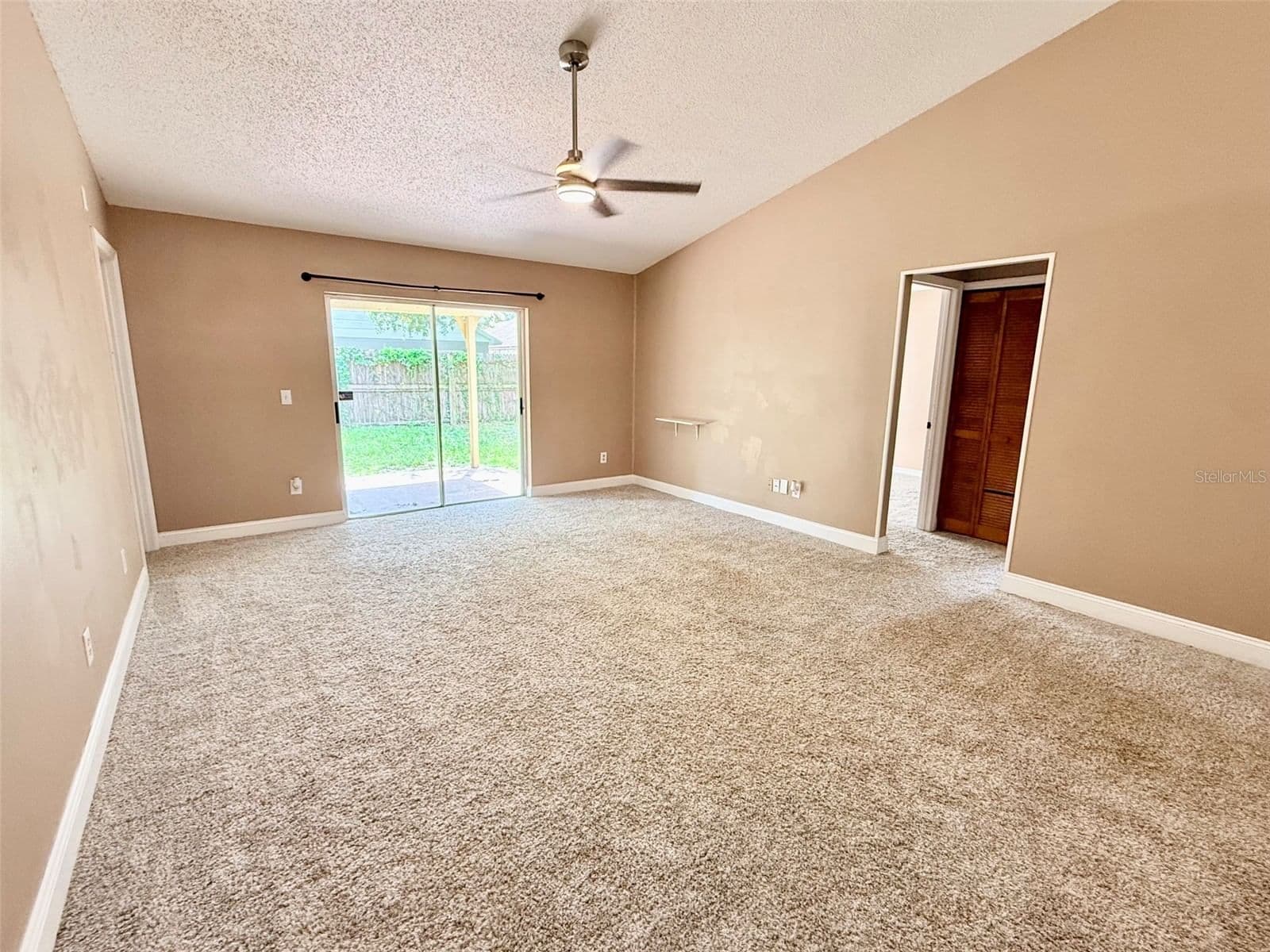 14050 ITHACA Way 5
