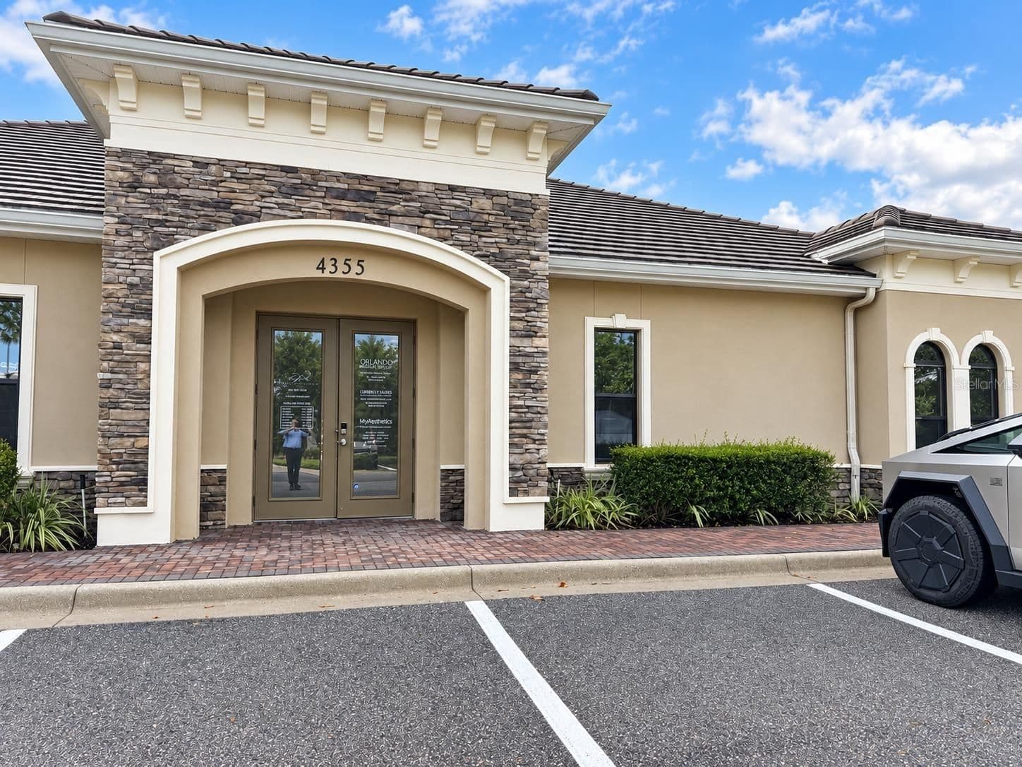 4355 HUNTERS PARK Lane #9, Orlando, FL 32837