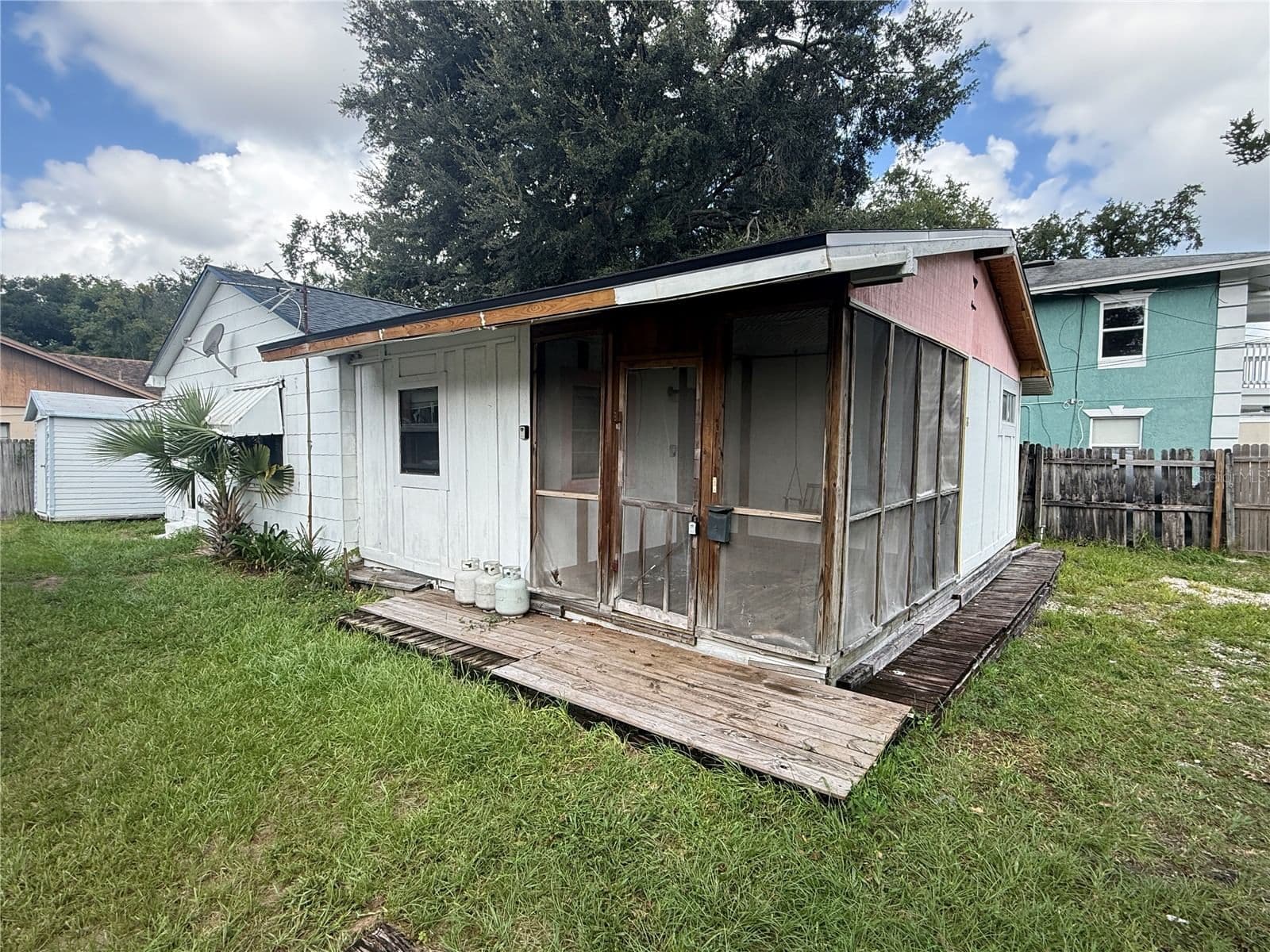 18 PRIMROSE Drive 5