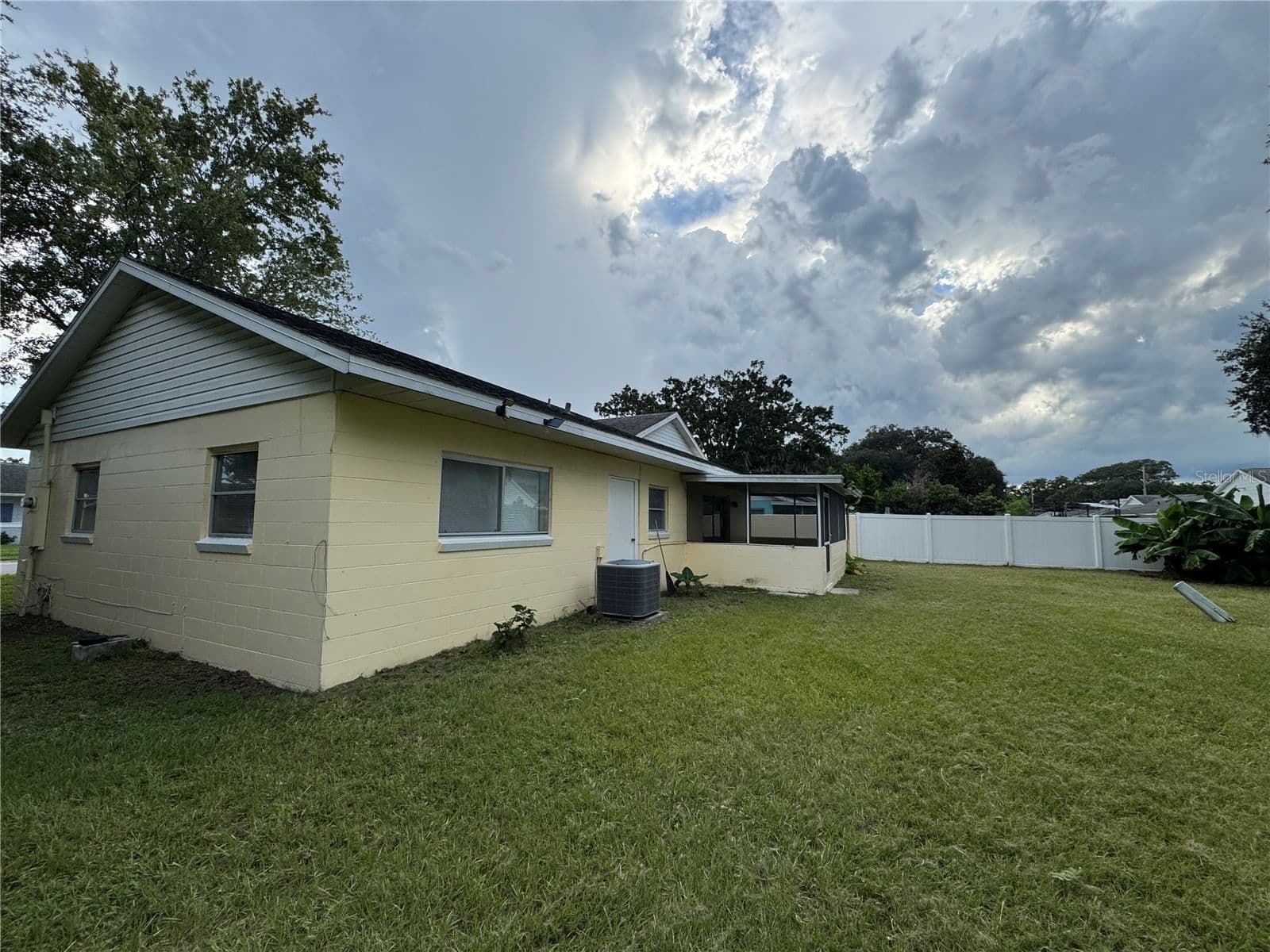 3111 ELEUTHERA Lane, Orlando, FL 32827 2