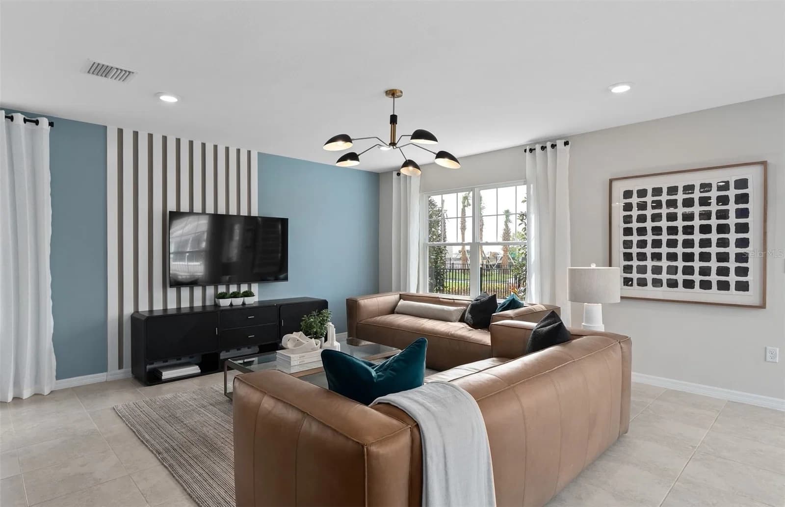1024 LEMONGRASS ALLEY 5