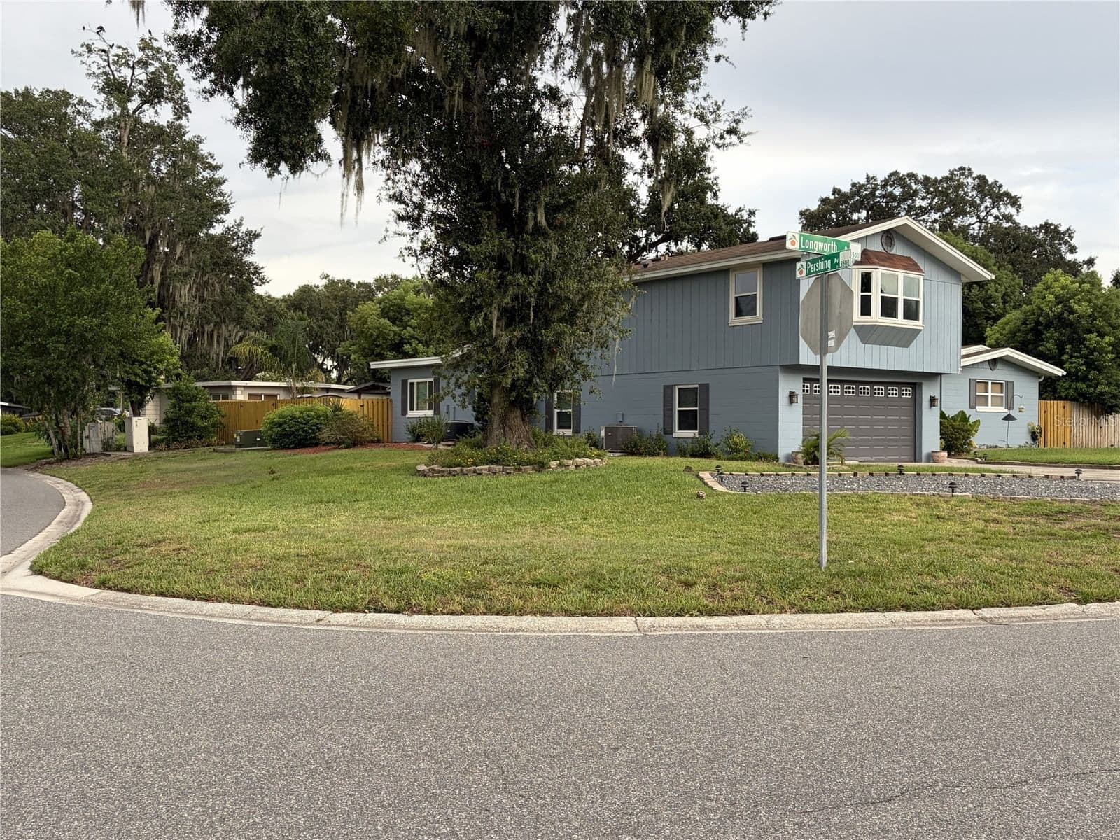 4511 LONGWORTH Drive, Orlando, FL 32812 2
