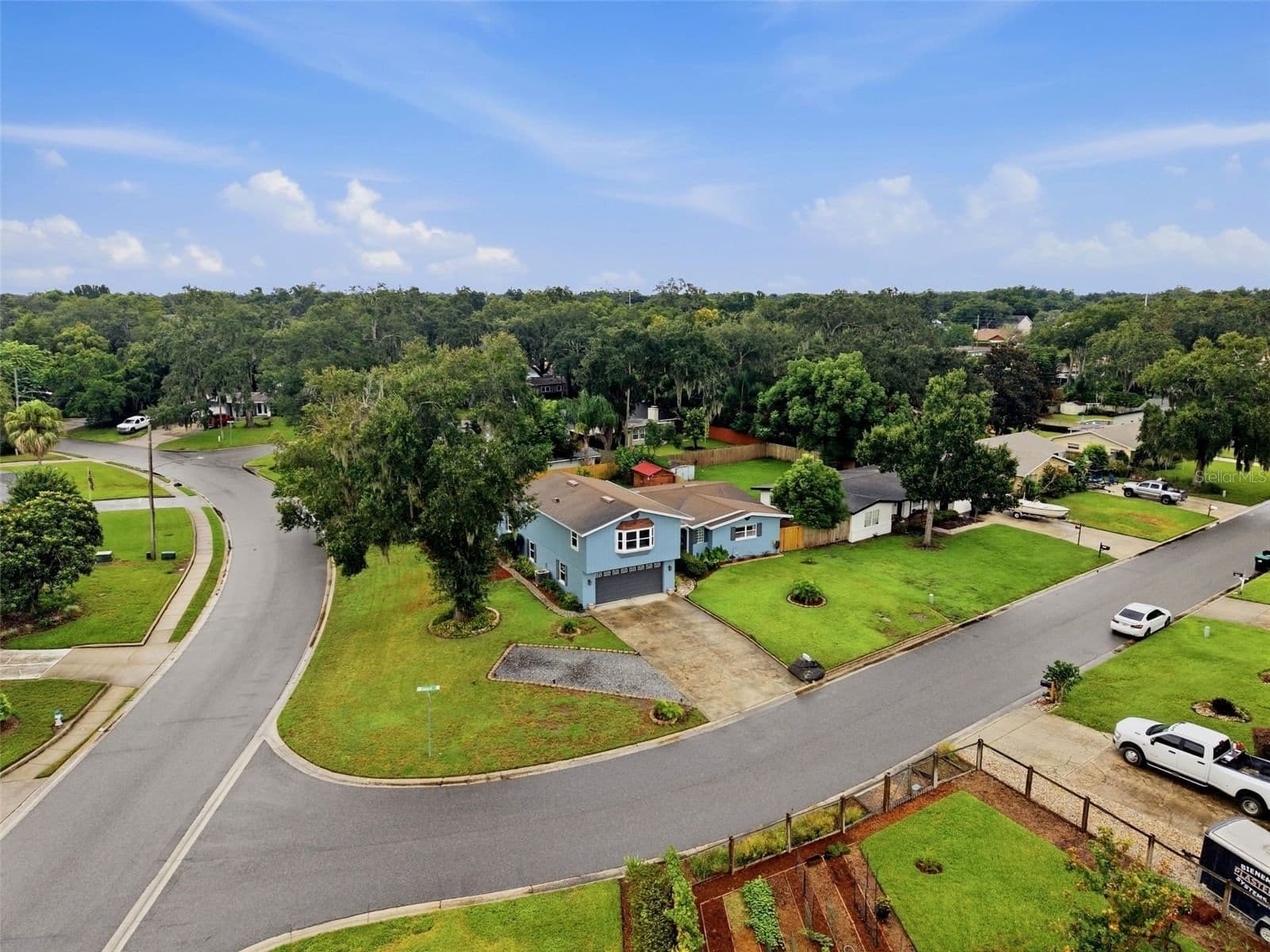 4511 LONGWORTH Drive, Orlando, FL 32812 3