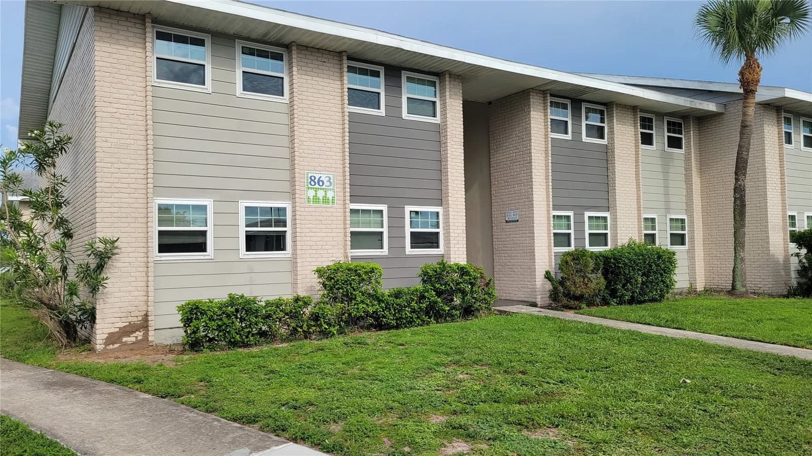 863 SKY LAKE Circle #A, Orlando, FL 32809
