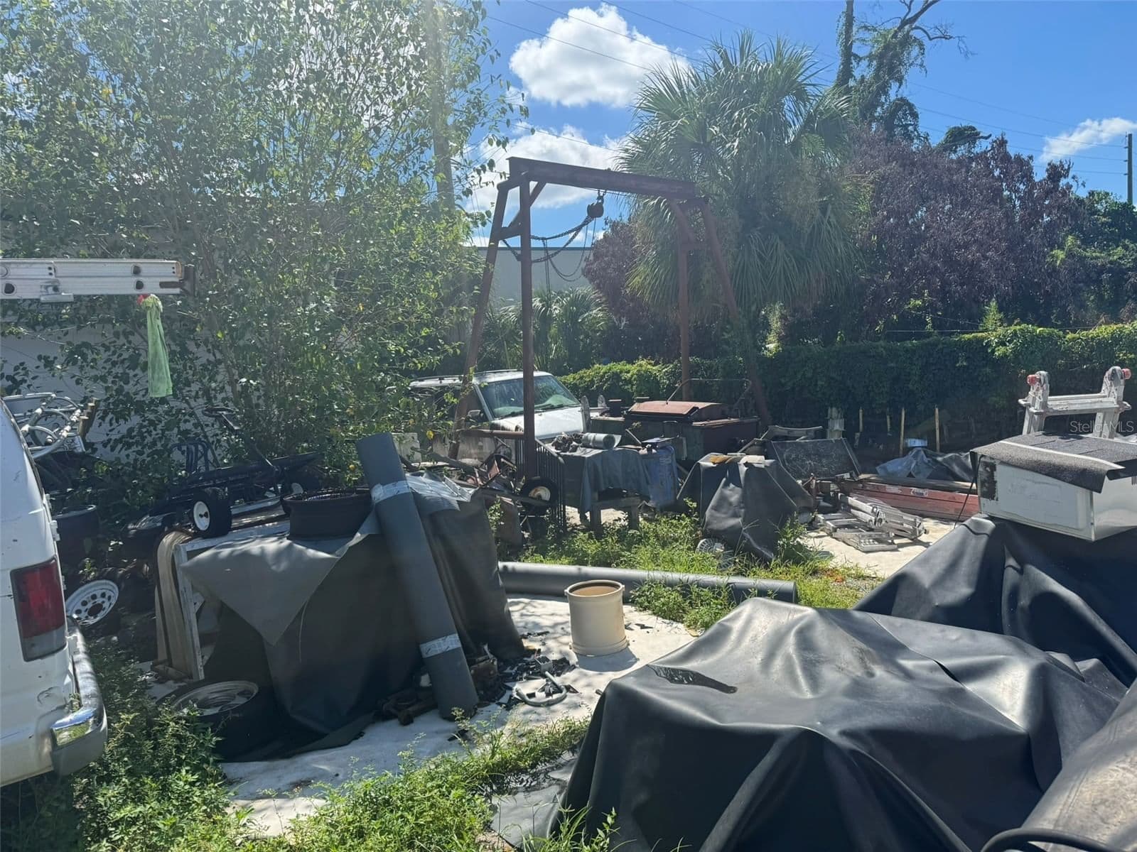 1315 PINE HILLS Road 5