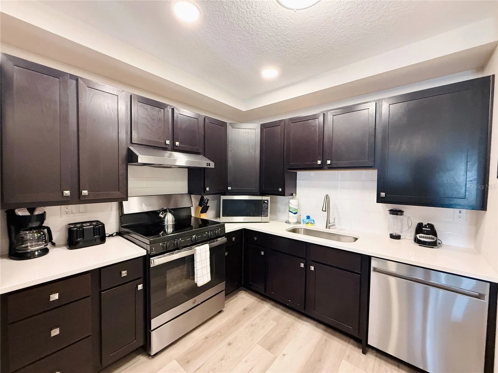 4013 BREAKVIEW Drive #A308 5