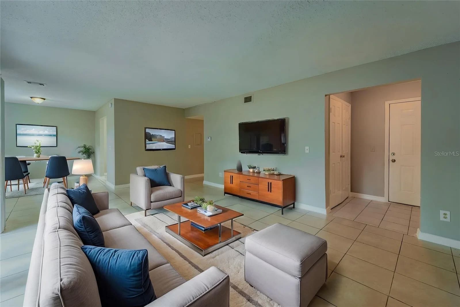 4051 DIJON Drive #4051J, Orlando, FL 32808 2