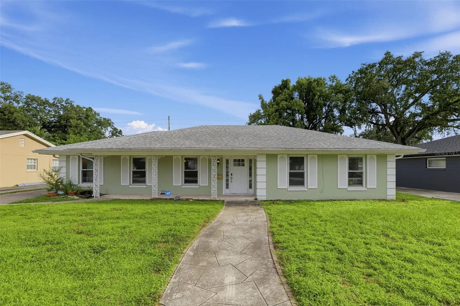 2502 VINE Street, Orlando, FL 32806