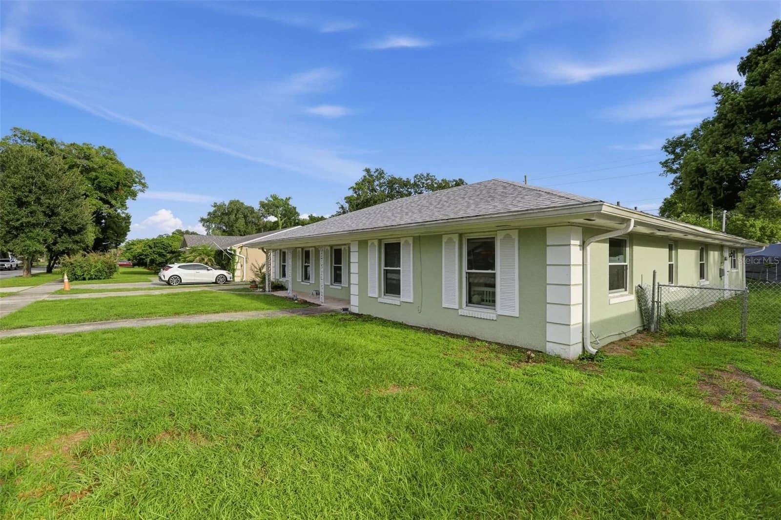 2502 VINE Street, Orlando, FL 32806 3