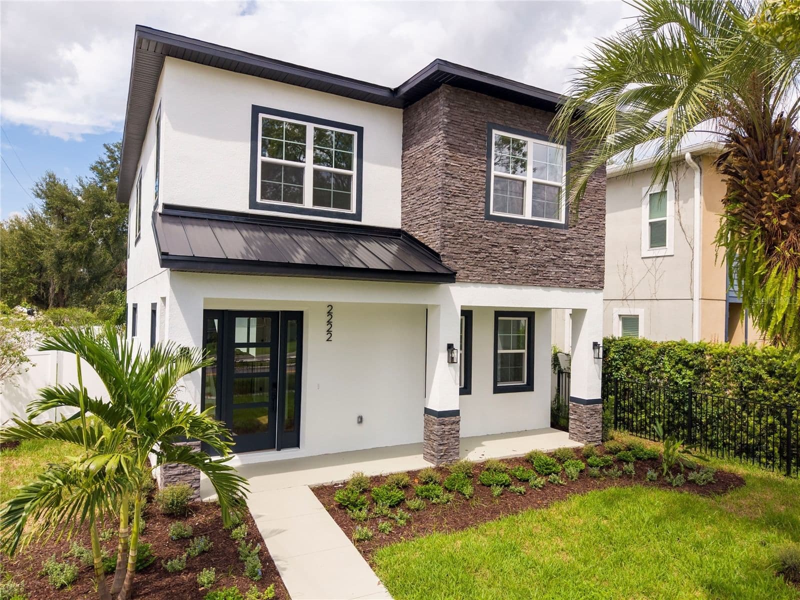 2222 DELANEY Avenue, Orlando, FL 32806 2