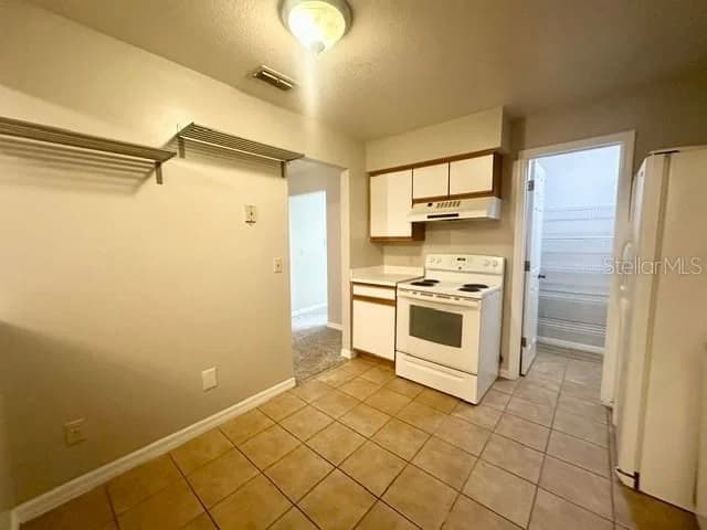 2259 COACH HOUSE Boulevard #702 4