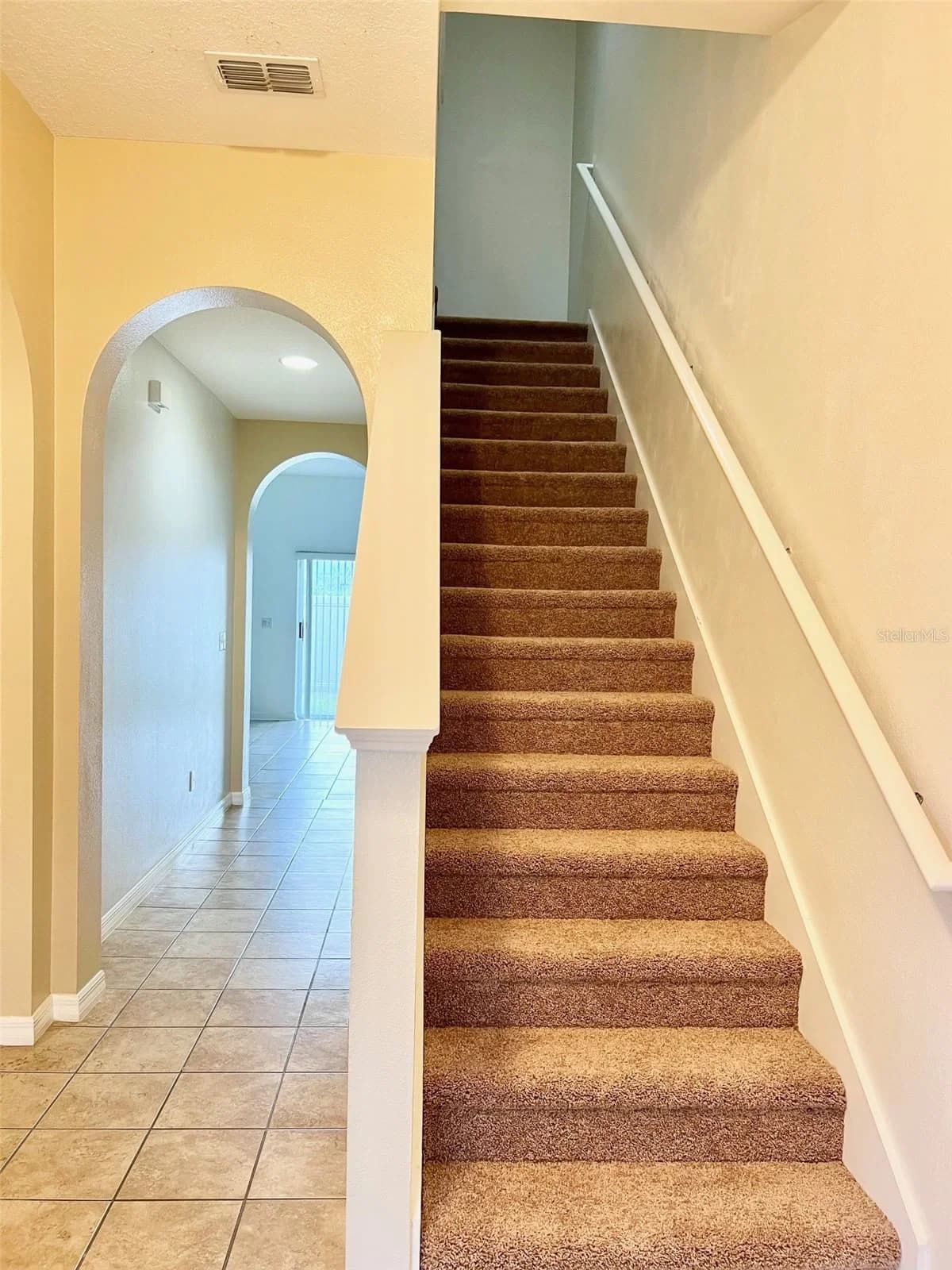 12137 CITRUSWOOD Drive, Orlando, FL 32832 2