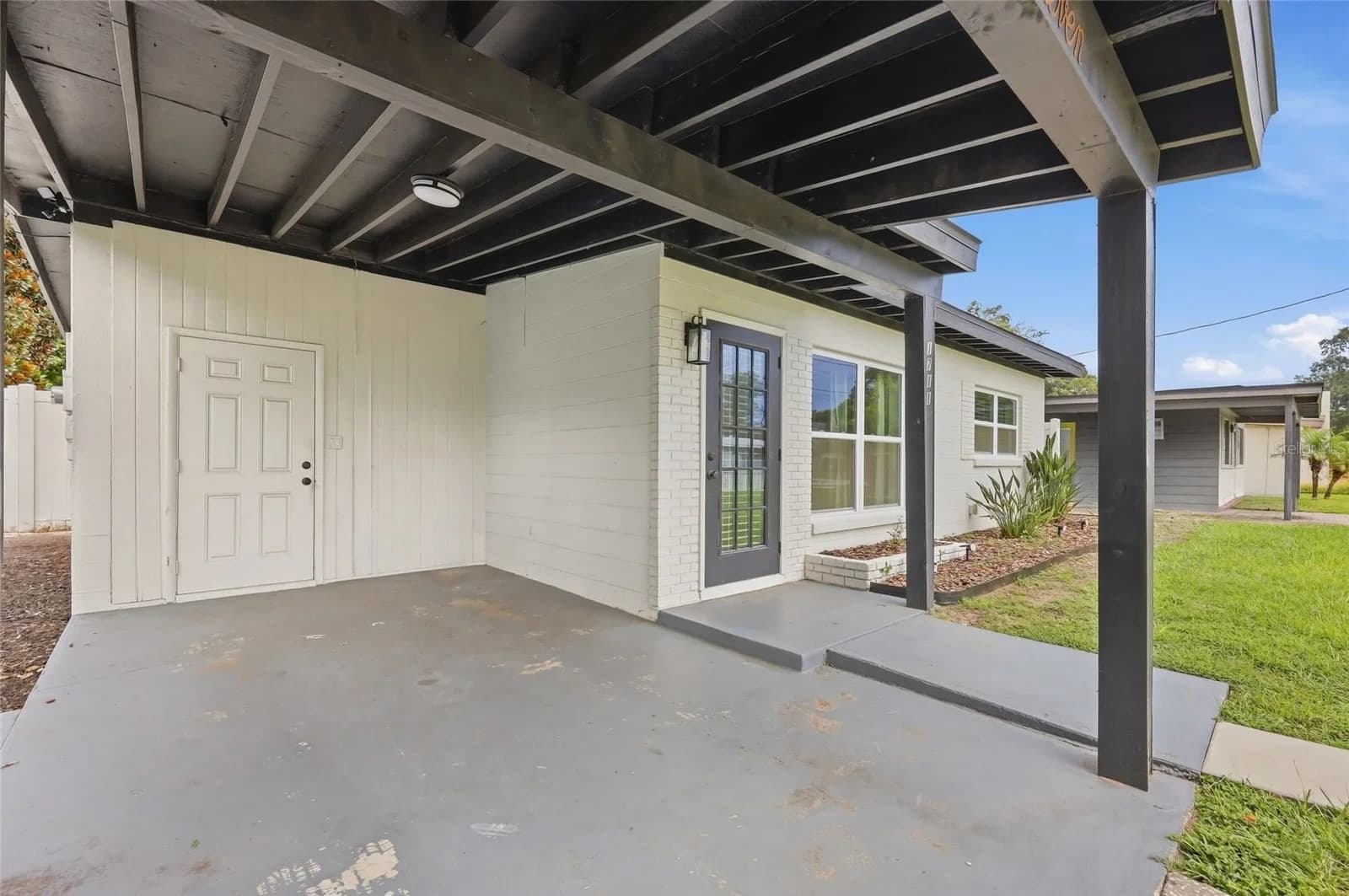 1711 WHITE Avenue, Orlando, FL 32806 3