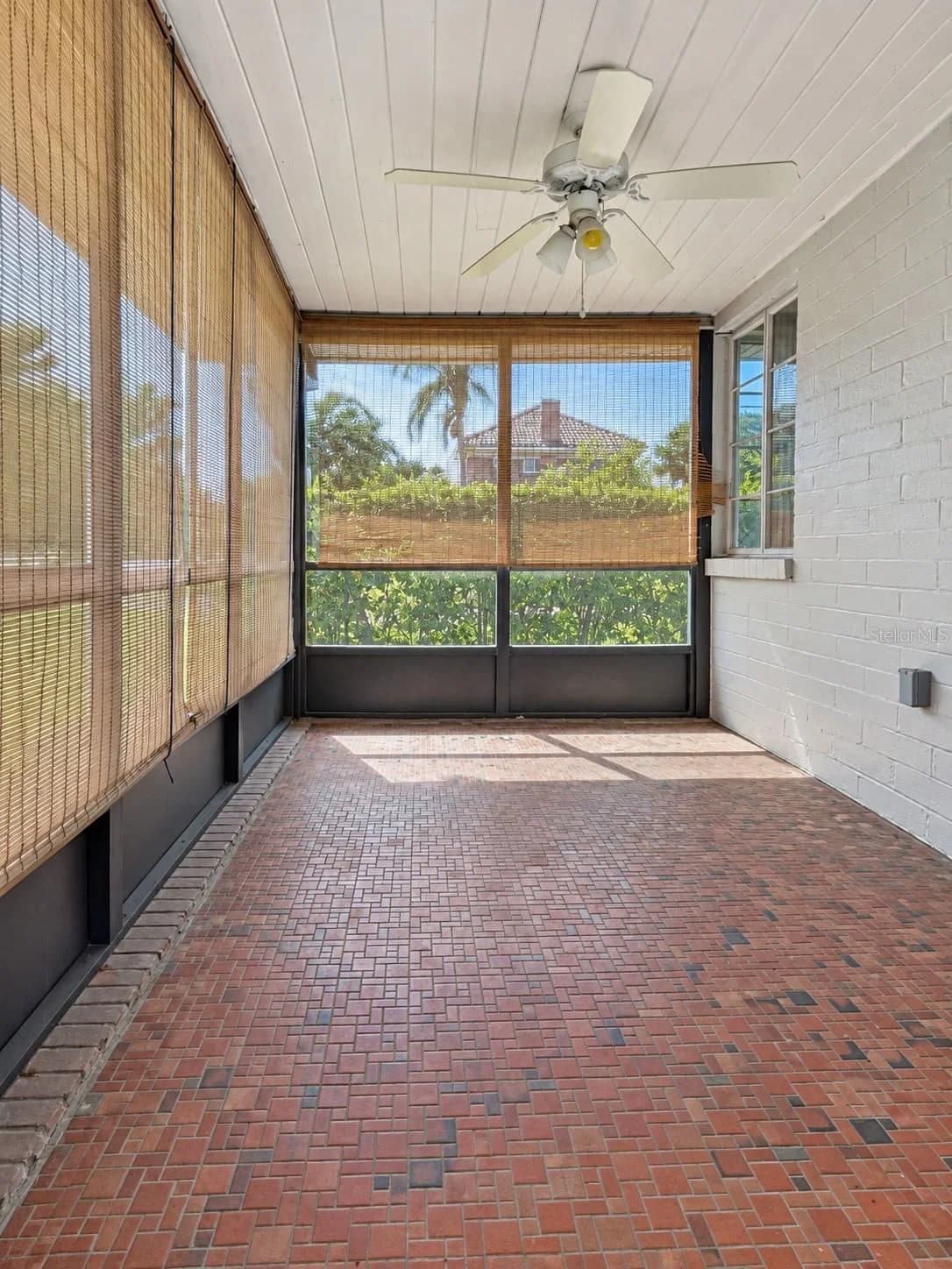 701 PALMER Street, Orlando, FL 32801 2