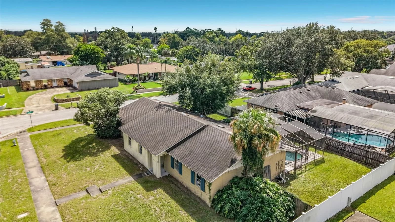5310 NADINE Street, Orlando, FL 32807 3