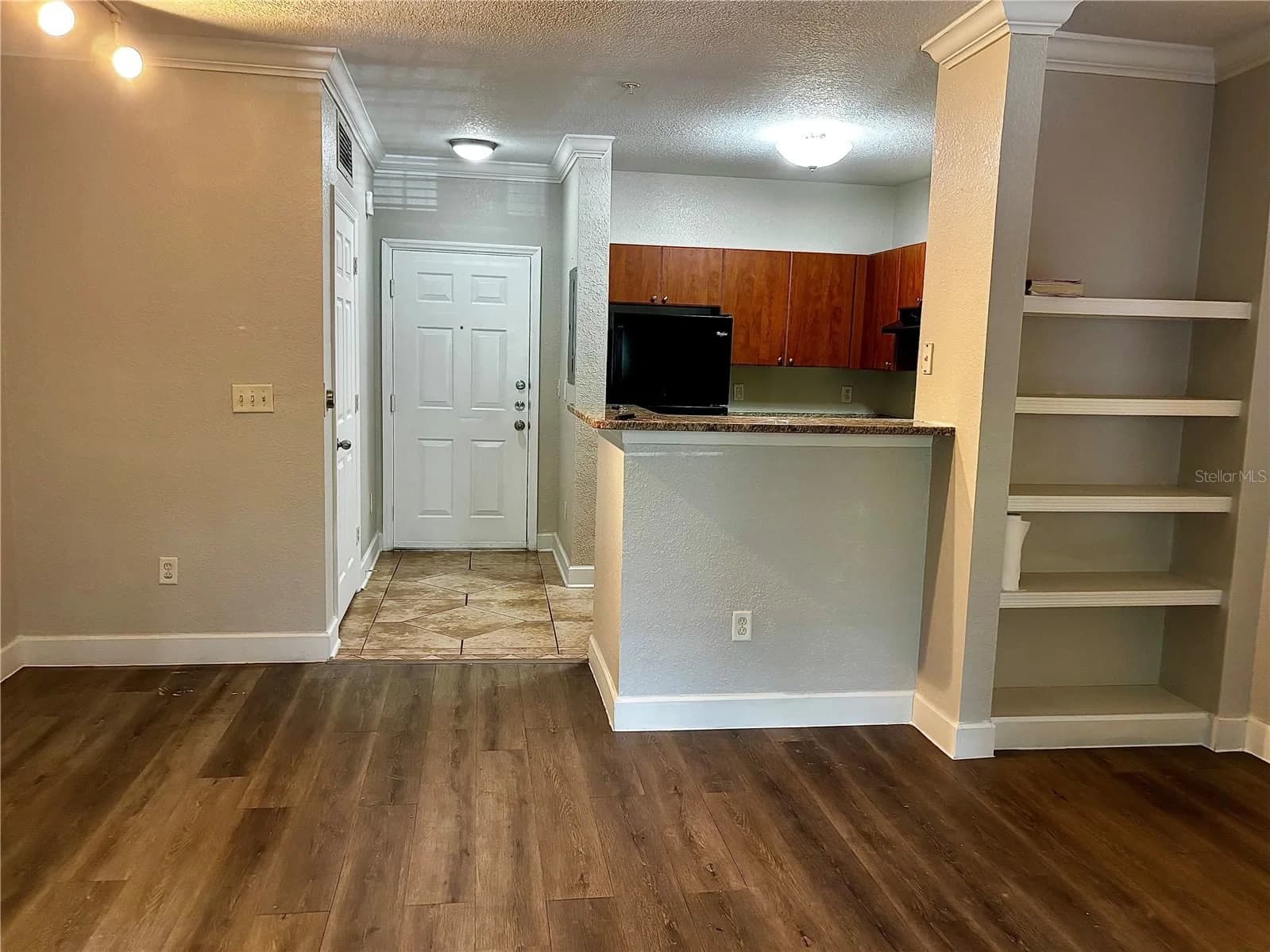304 SOUTH Street #2019 5