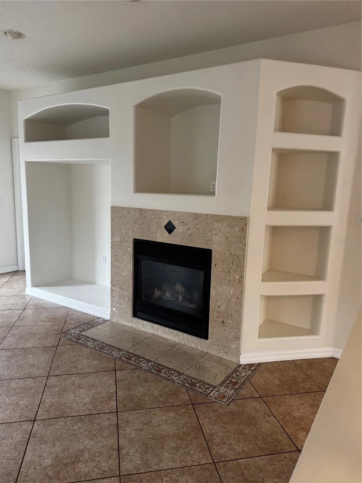 2742 DOVER GLEN Circle 4