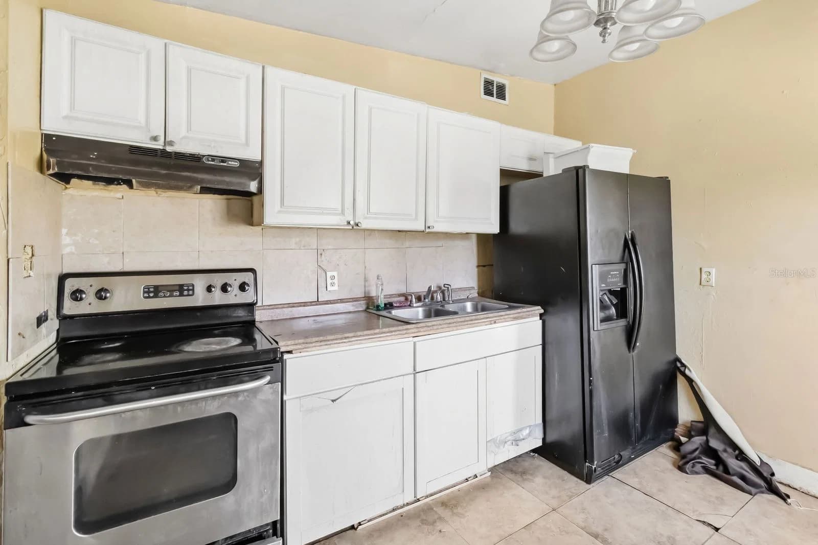 4058 SHELLMAN Street, Orlando, FL 32811 2