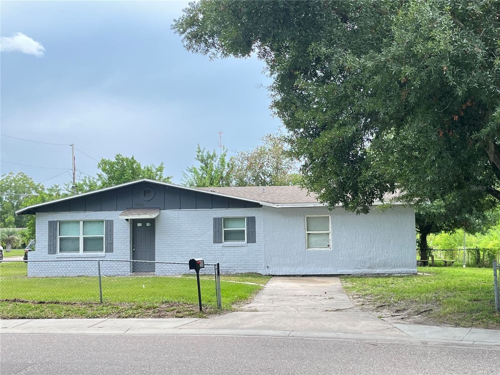 300 CAMPUS VIEW Drive, Orlando, FL 32810