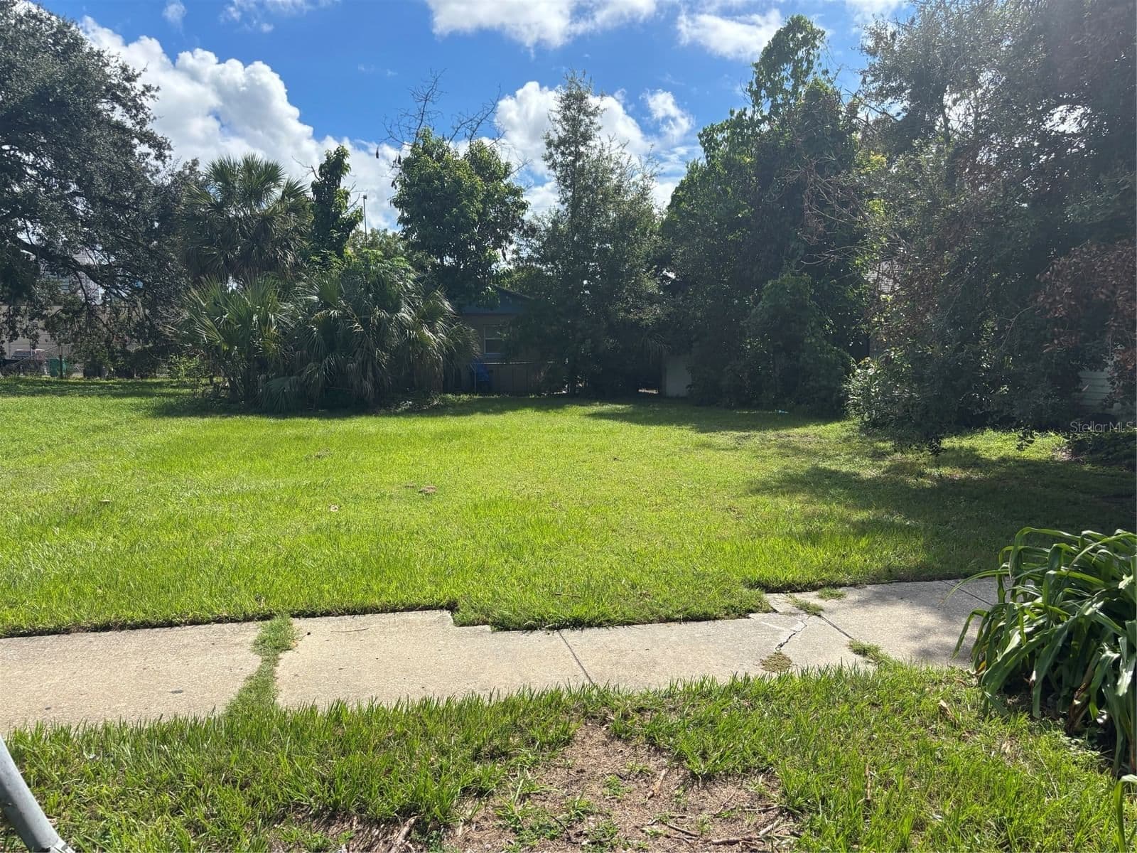 437 MCFALL Avenue, Orlando, FL 32805 2