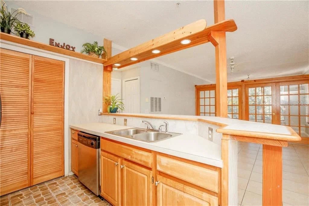 13037 MULBERRY PARK Drive #523 4