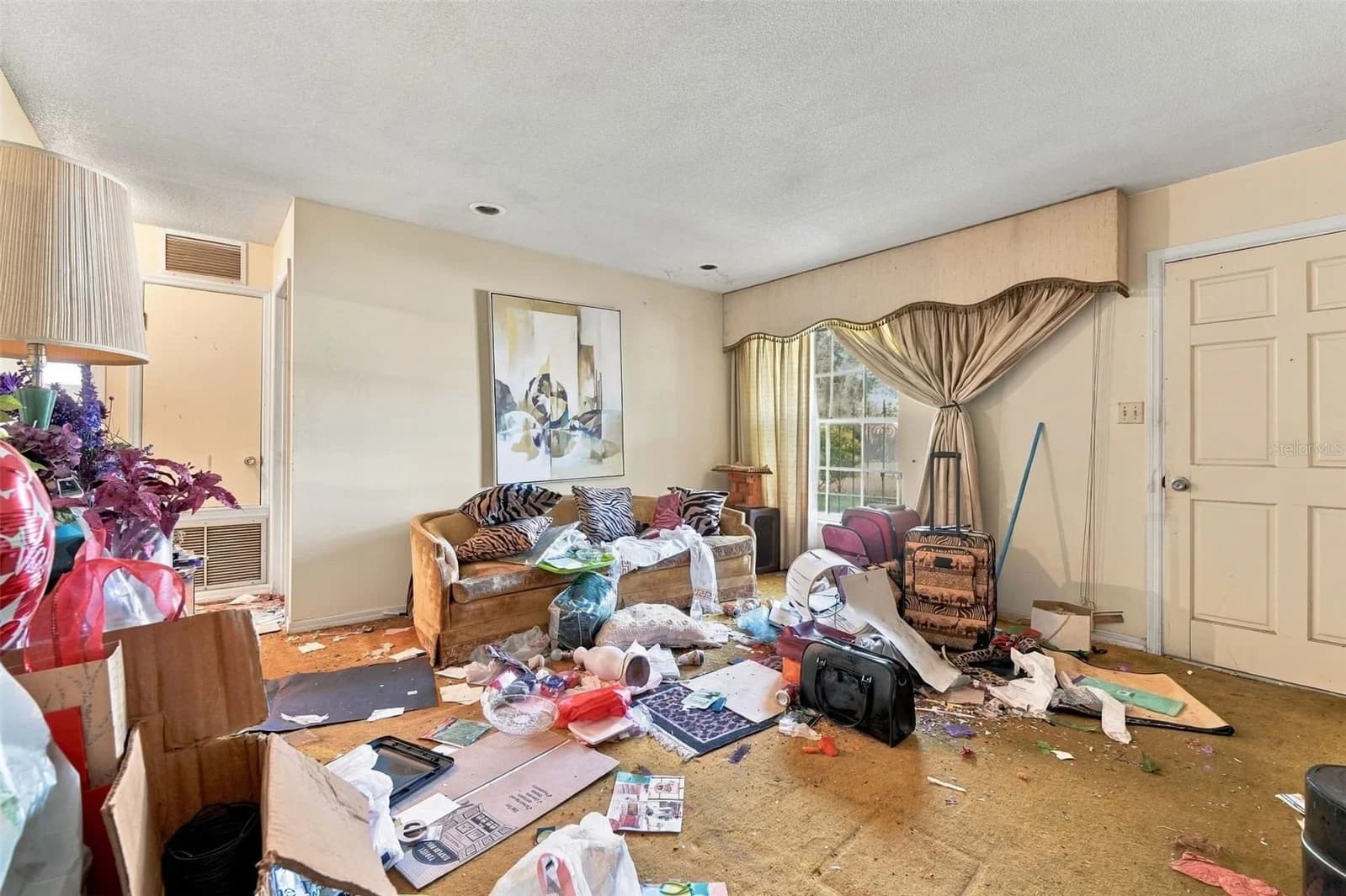 1147 CORETTA Way 5