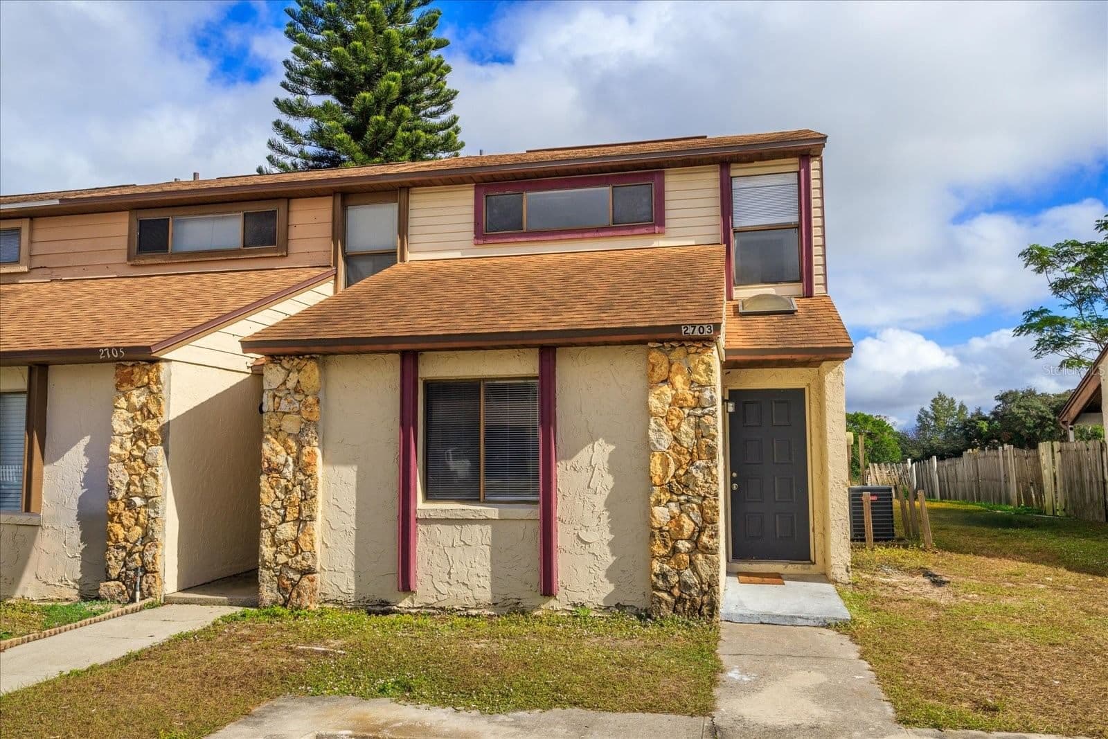 2703 HUNT CLUB Lane, Orlando, FL 32826