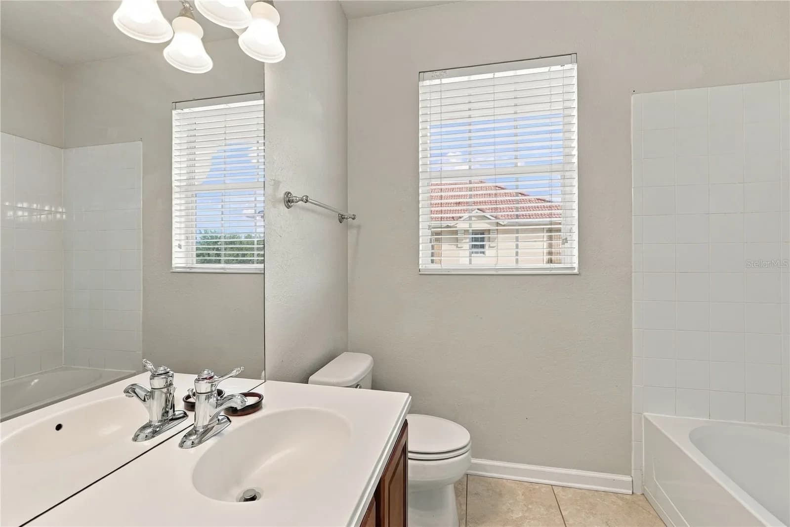 3338 ROBERT TRENT JONES Drive #40304 5