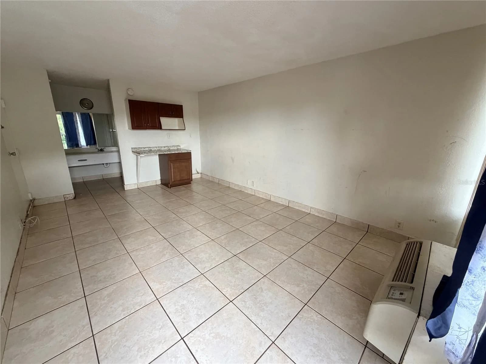7900 ORANGE BLOSSOM Trail #2053, Orlando, FL 32809 3