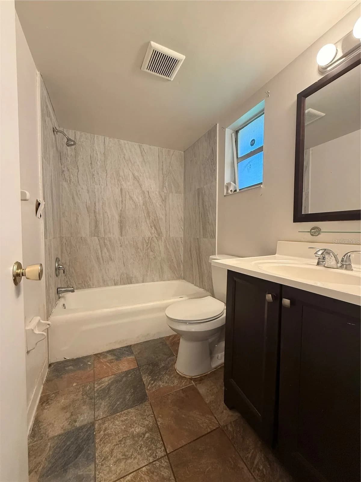 7091 BALBOA Drive #7091, Orlando, FL 32818 3