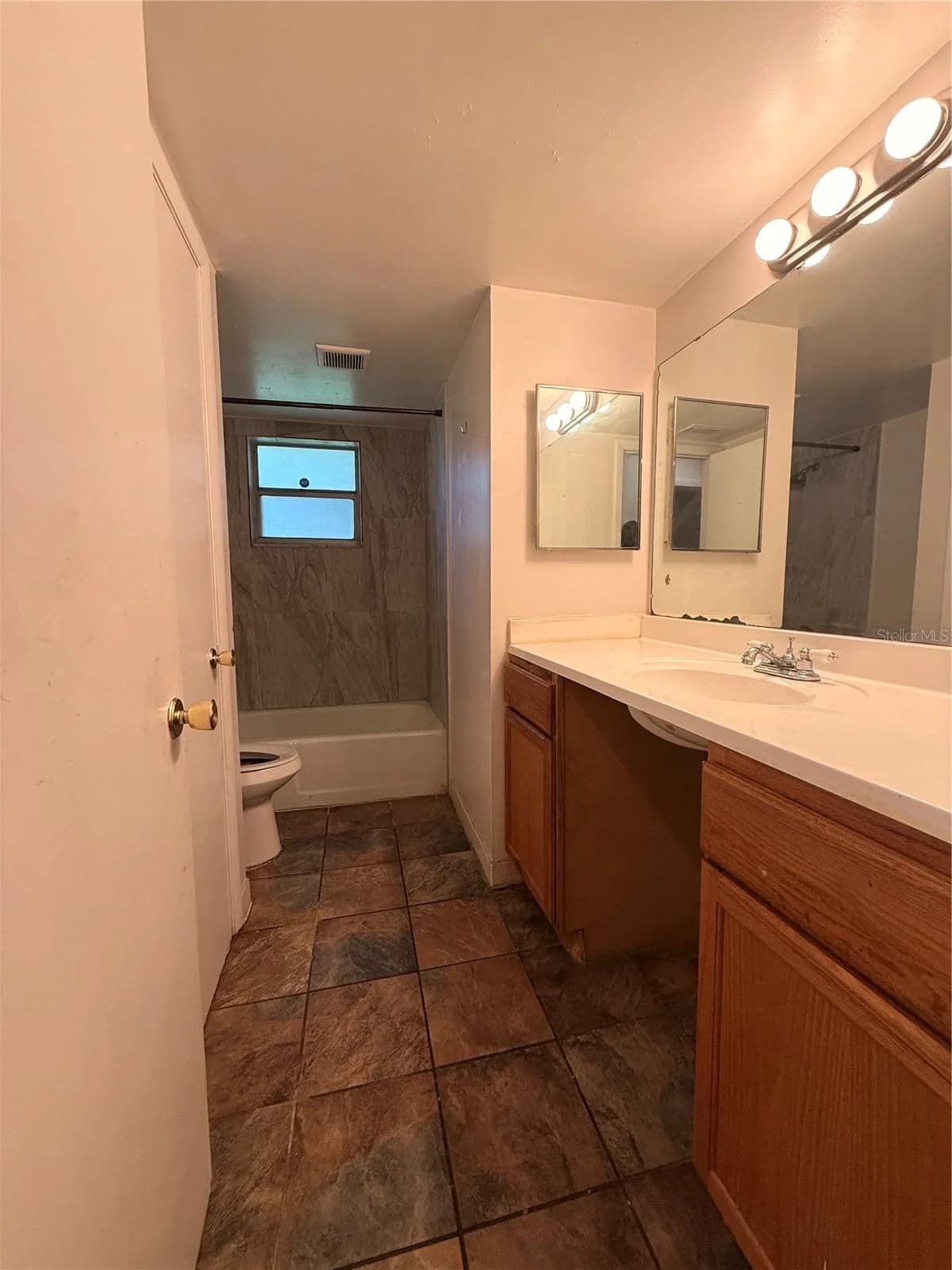 7091 BALBOA Drive #7091 5
